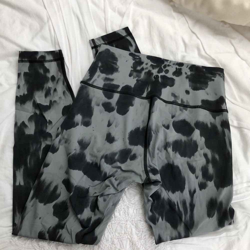 Lululemon Lab Wunder Under Luxtreme Grey and Black Tie Dye Leggings Sz 6 RARE